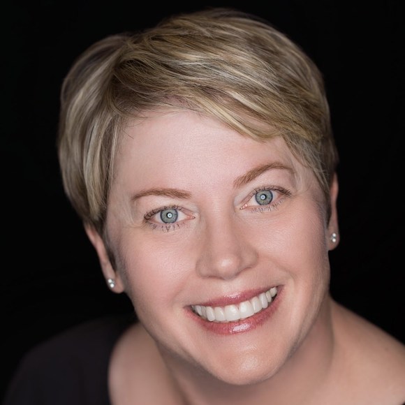 Meet your Posher, Pamela - Picture 1 of 1